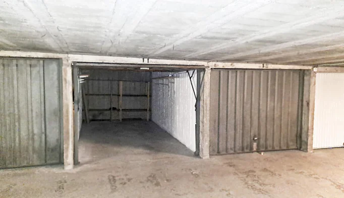 Parking / Box à louer à Jacob-Bellecombette (73000) - photo 2