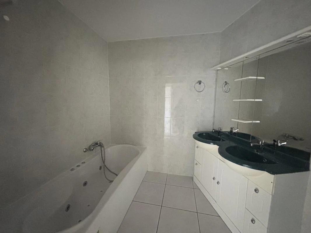 Appartement 4 pièces à louer à Rodez (12000) - photo 9