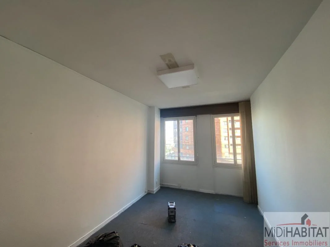 Bureau à vendre à Toulouse (31000) - photo 1