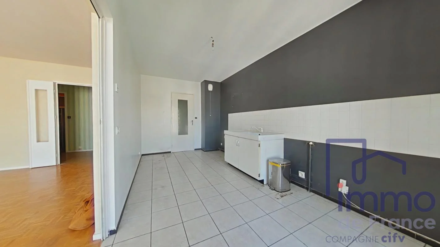 Appartement 5 pièces à vendre à Saint-Étienne (42000) - photo 7