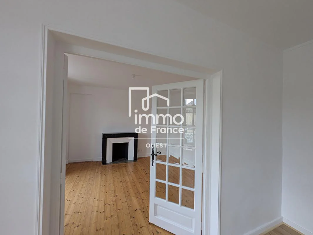 Appartement 3 pièces à louer à Évron (53600) - photo 3