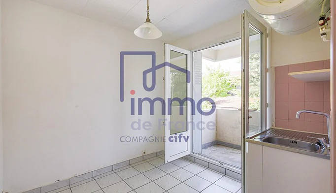 Appartement 4 pièces à vendre à Saint-Martin-d'Hères (38400) - photo 4