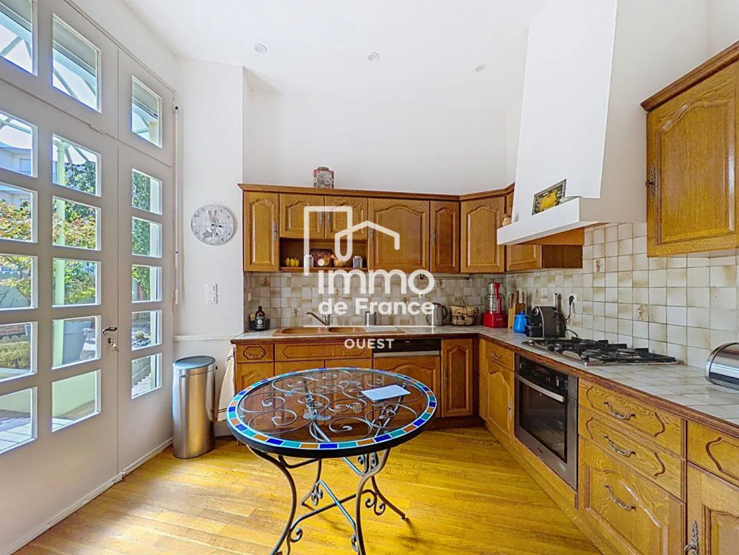 Maison 7 pièces à vendre à Laval (53000) - photo 2