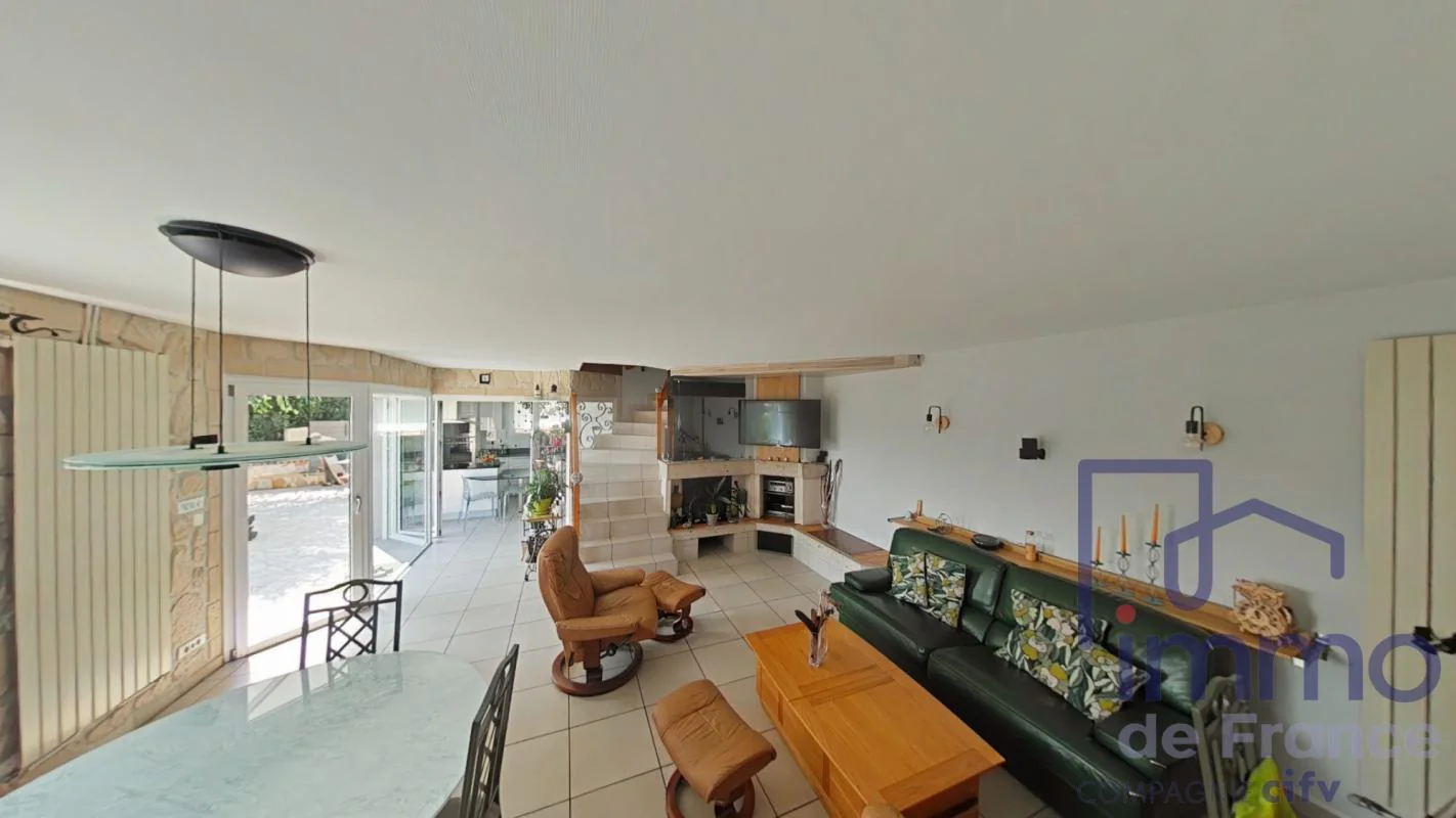 Maison 4 pièces à vendre à Saint-Jean-Bonnefonds (42650) - photo 2