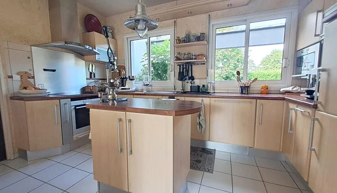 Maison 8 pièces à vendre aux Essarts-le-Roi (78690) - photo 6