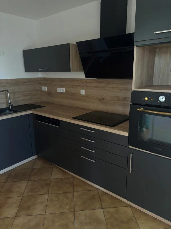 Maison 5 pièces à louer à Damery (51480) - photo 3