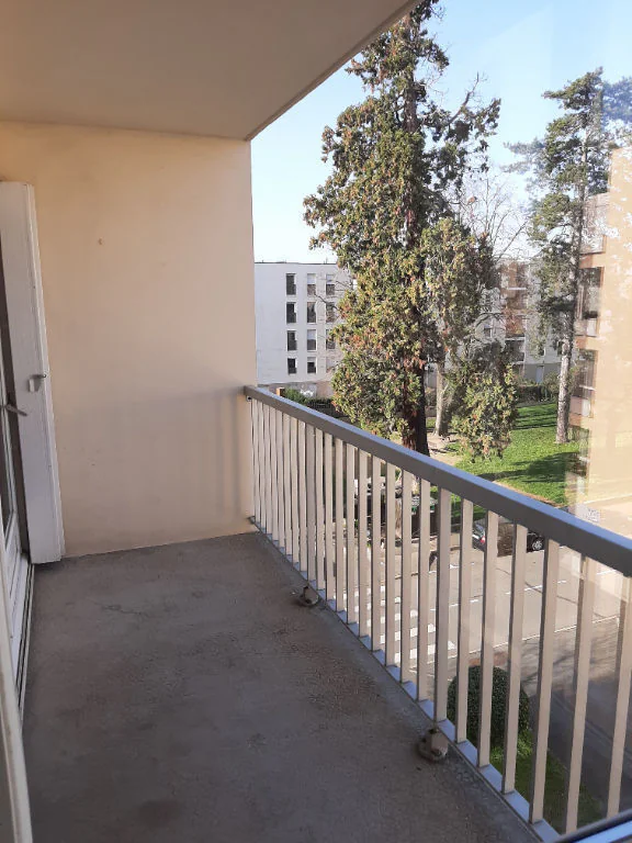 Appartement 2 pièces à vendre à Mâcon (71000) - photo 2