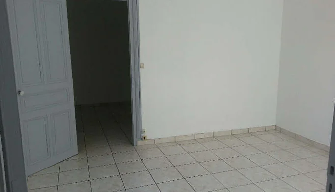 Appartement 3 pièces à louer à Oyonnax (01100) - photo 4