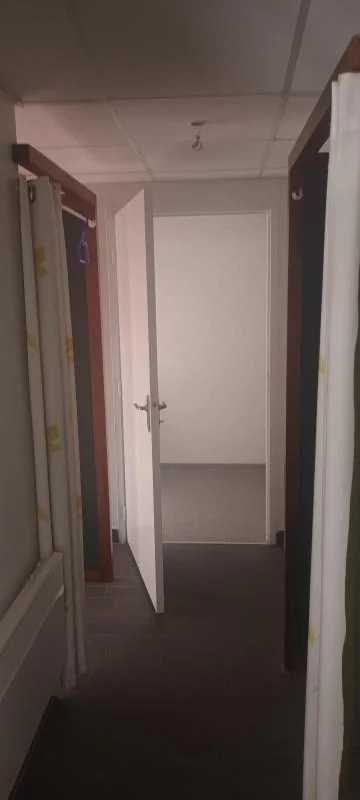 Bureau à louer à Rodez (12000) - photo 5