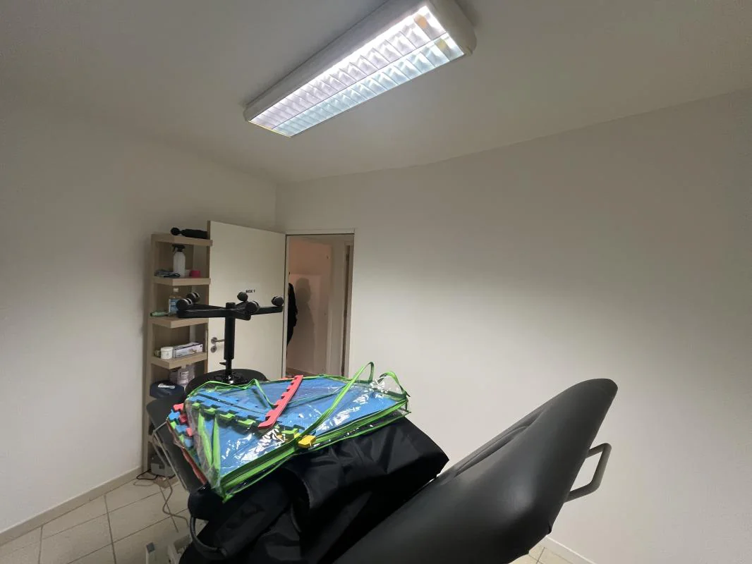 Bureau à louer à Rodez (12000) - photo 2
