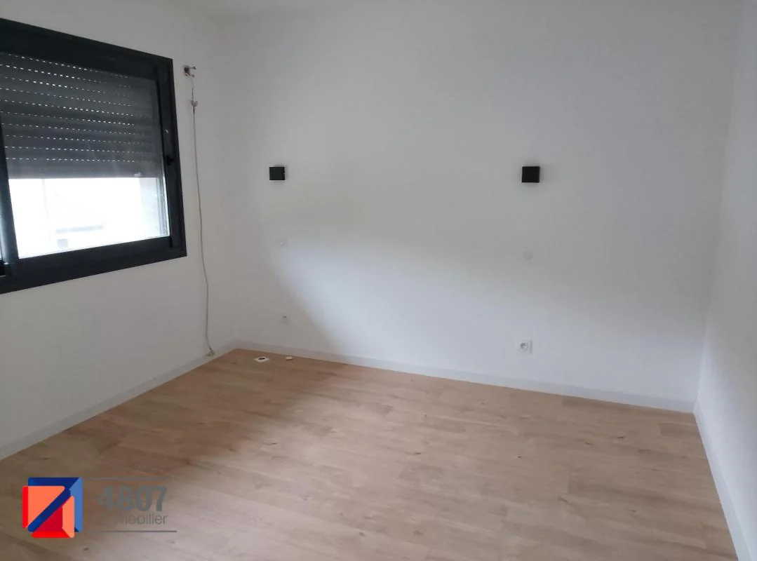 Maison 4 pièces à louer à Cluses (74300) - photo 10