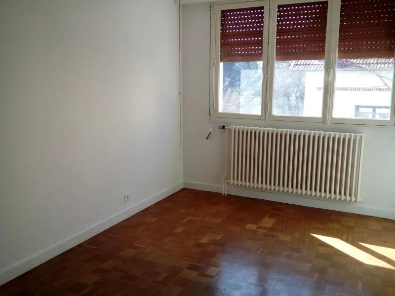 Appartement 3 pièces à louer à Vichy (03200) - photo 4