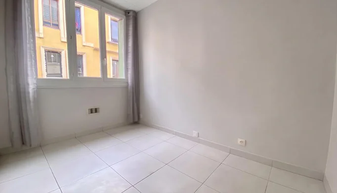 Appartement 1 pièce à vendre à Romans-sur-Isère (26100) - photo 4