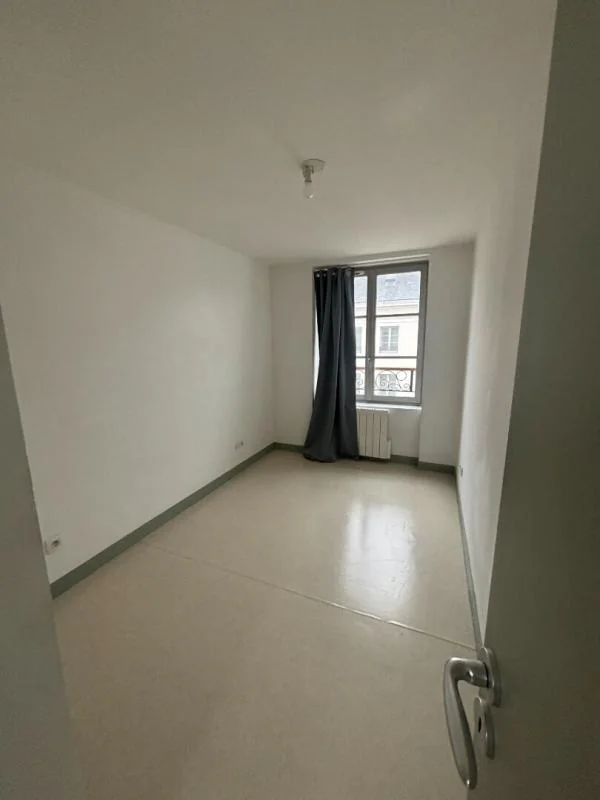 Appartement 2 pièces à louer à Louviers (27400) - photo 2