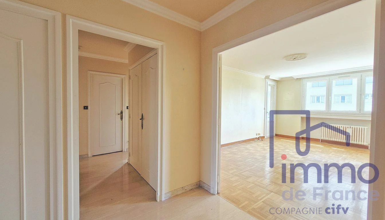 Appartement 5 pièces à vendre à Saint-Étienne (42100) - photo 1