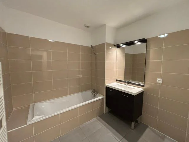 Appartement 3 pièces à louer à Vienne (38200) - photo 9