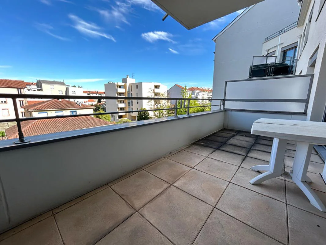 Appartement 3 pièces à vendre à Villeurbanne (69100) - photo 4