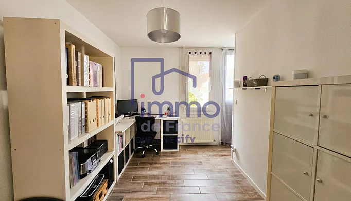 Maison 5 pièces à vendre à Saint-Quentin-Fallavier (38070) - photo 6