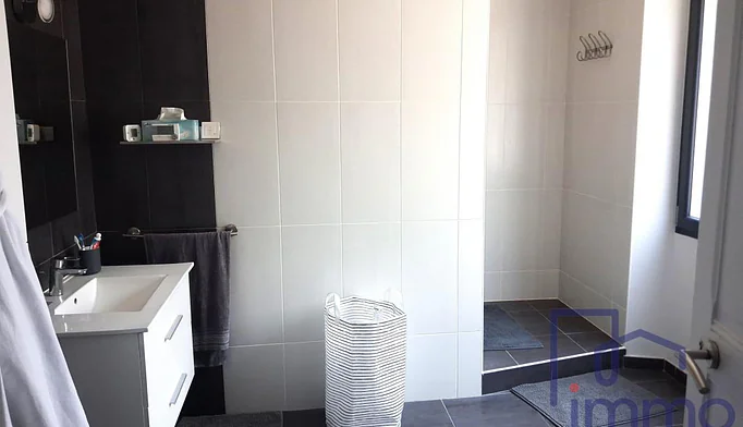 Maison 6 pièces à vendre à Aiguilhe (43000) - photo 6